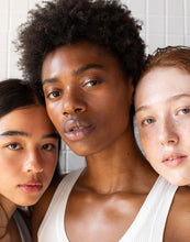 Load image into Gallery viewer, The Outset: Daily Essentials Travel Set